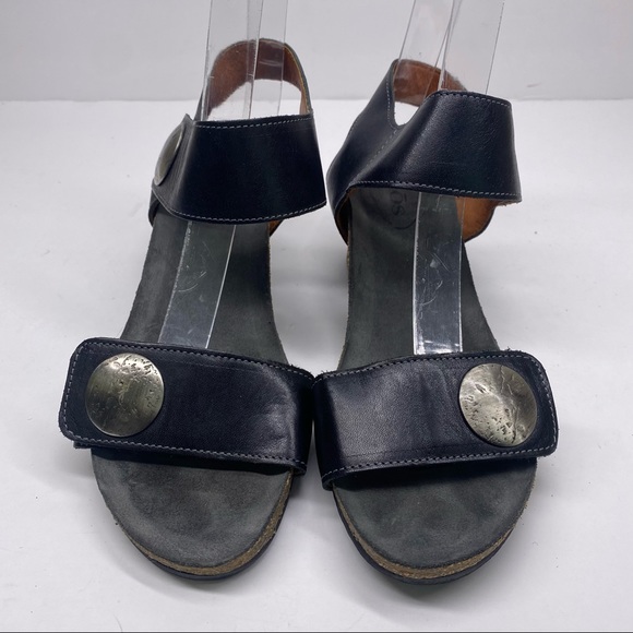 Tao's Carousel 2 Black Wedge Heel Sandal - Picture 2 of 6
